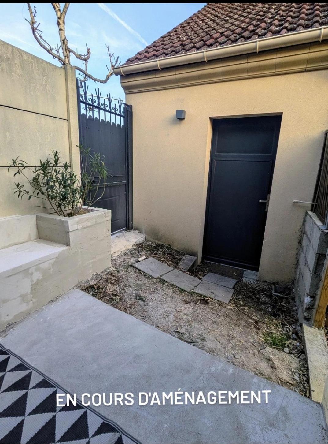 Maisonnette En Duplex Avec Terrasse Breux-Jouy Eksteriør billede